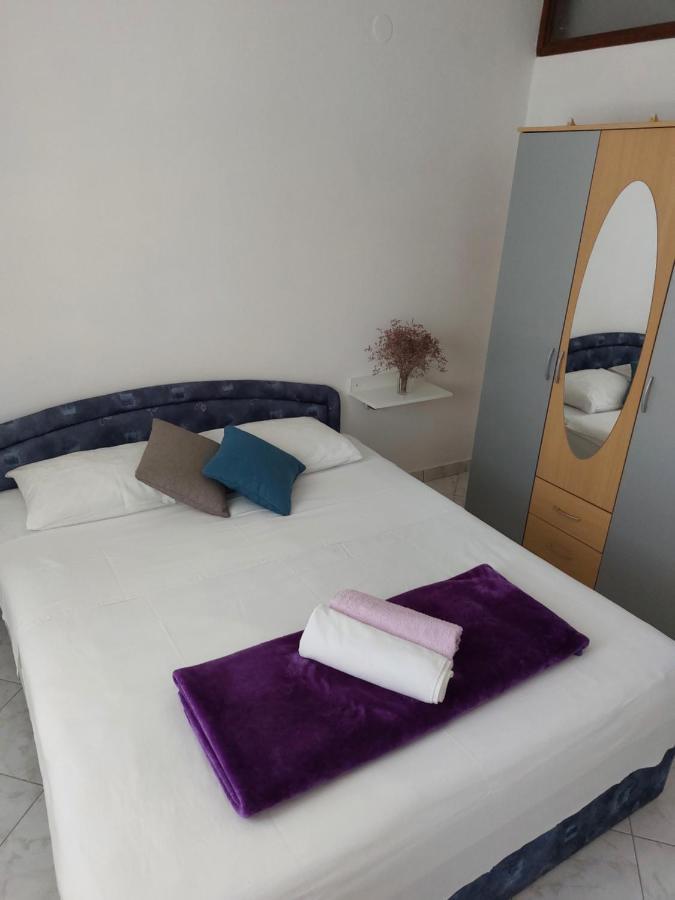 Apartments Markulincic Novalja Εξωτερικό φωτογραφία