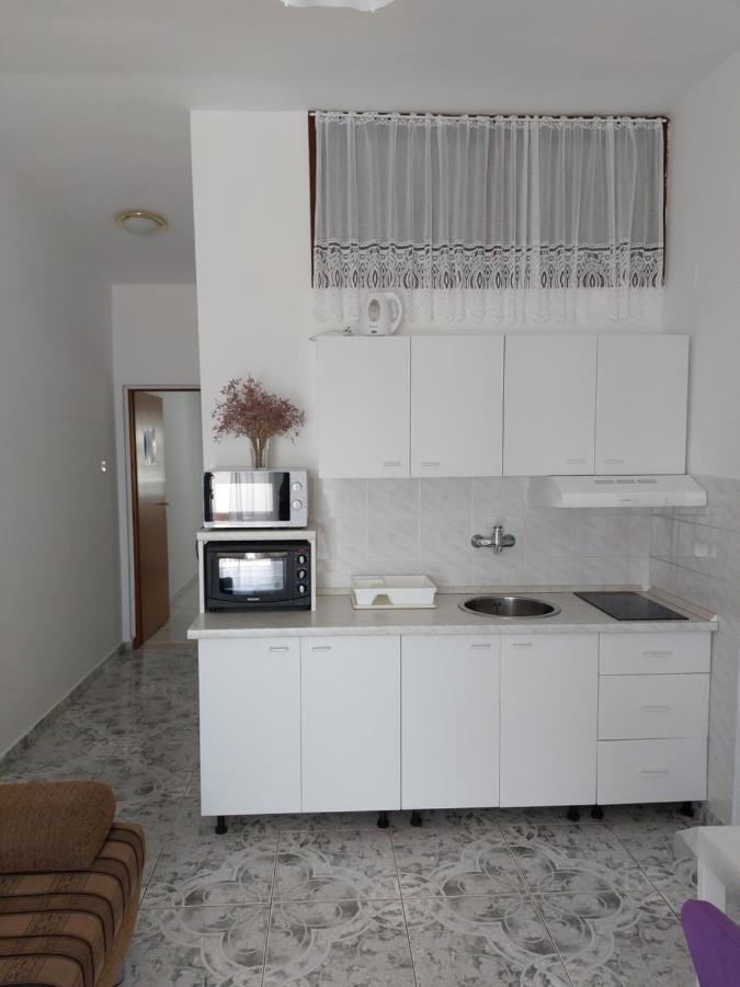 Apartments Markulincic Novalja Εξωτερικό φωτογραφία