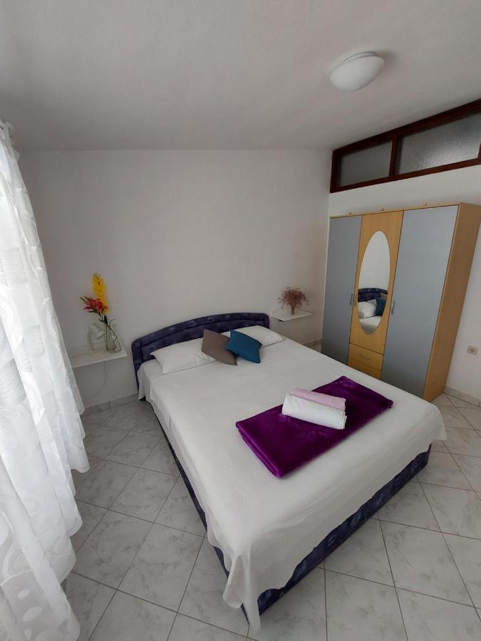 Apartments Markulincic Novalja Εξωτερικό φωτογραφία