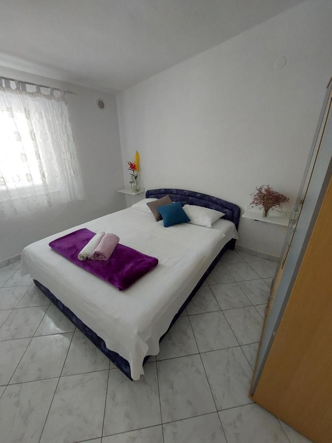 Apartments Markulincic Novalja Εξωτερικό φωτογραφία