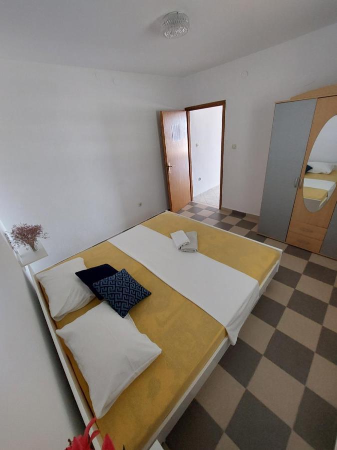 Apartments Markulincic Novalja Εξωτερικό φωτογραφία