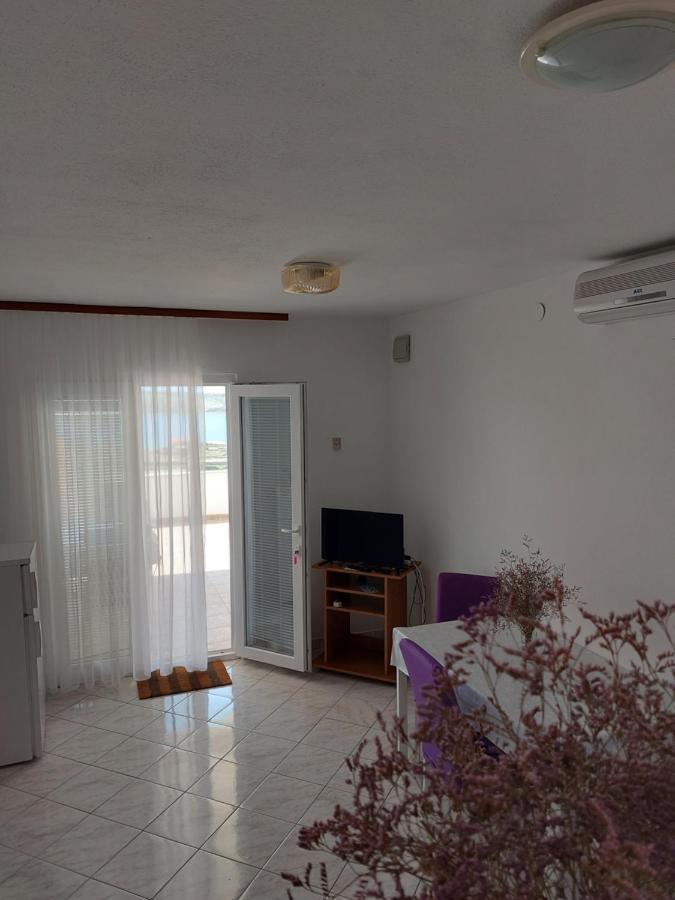 Apartments Markulincic Novalja Εξωτερικό φωτογραφία