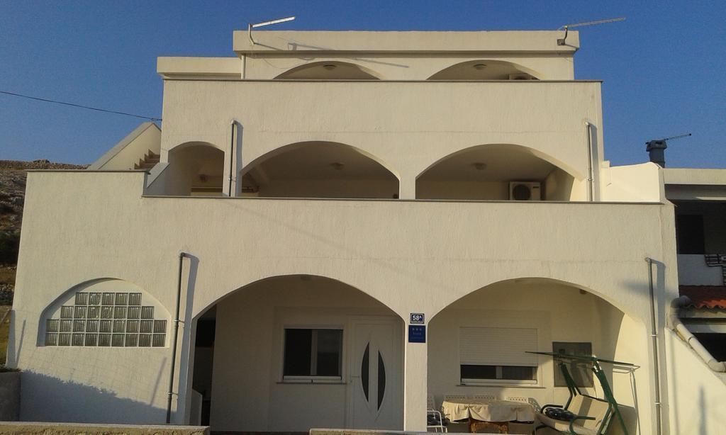 Apartments Markulincic Novalja Εξωτερικό φωτογραφία