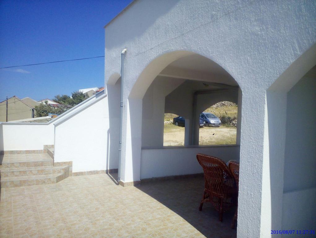 Apartments Markulincic Novalja Εξωτερικό φωτογραφία